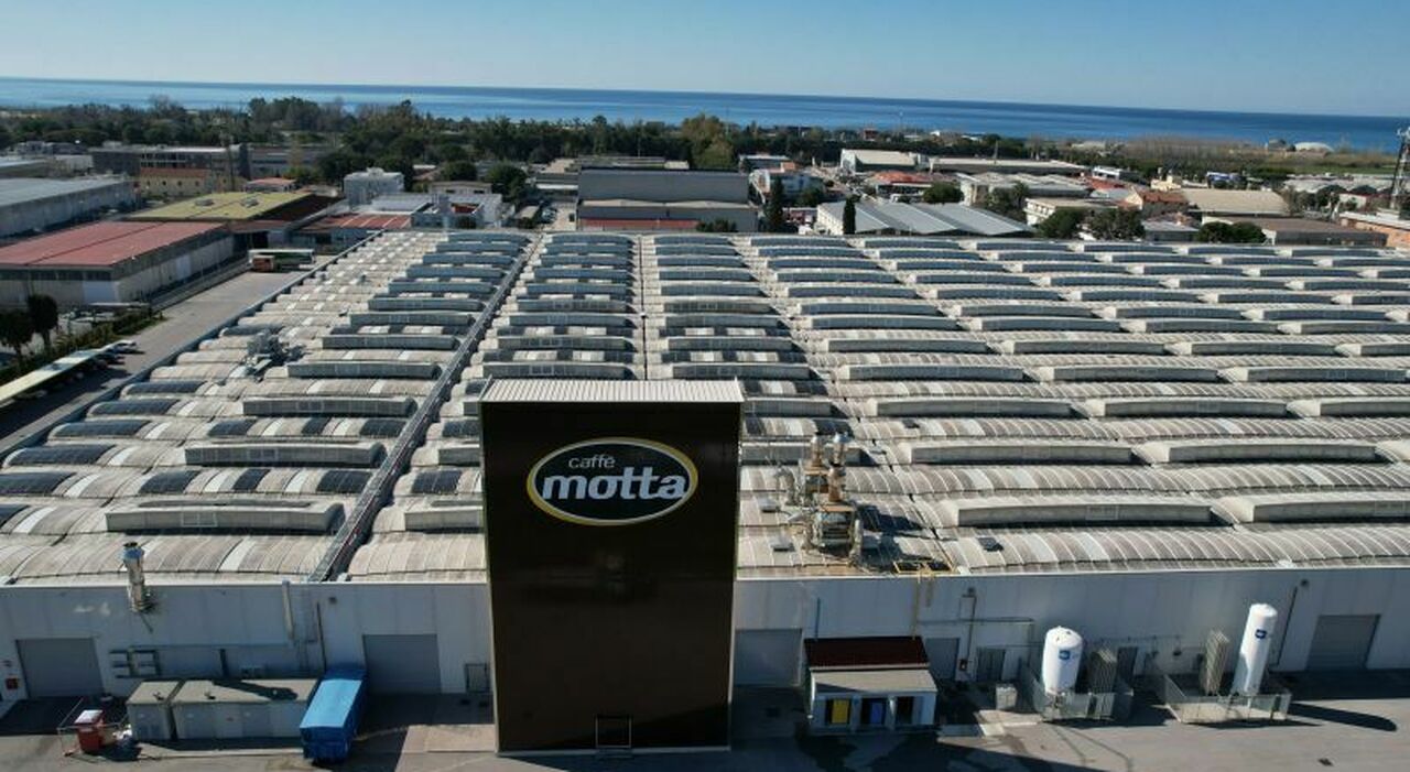 6562994_14140924_ok_fotovoltaico